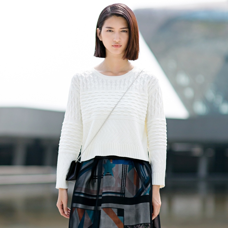 【茵佳妮2015秋冬季新款套头<em>女毛衣</em>时尚麻花